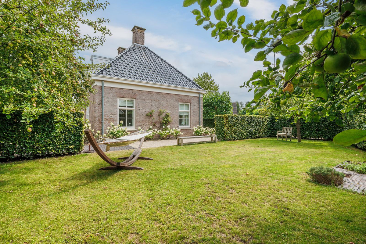 Vrijstaande woning te koop: Oudaen 43, Lelystad