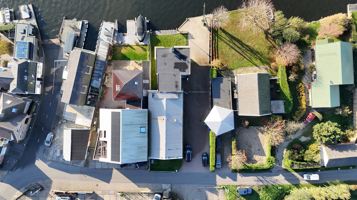 Vrijstaande woning te koop: Westerdijk 56A, Leimuiden
