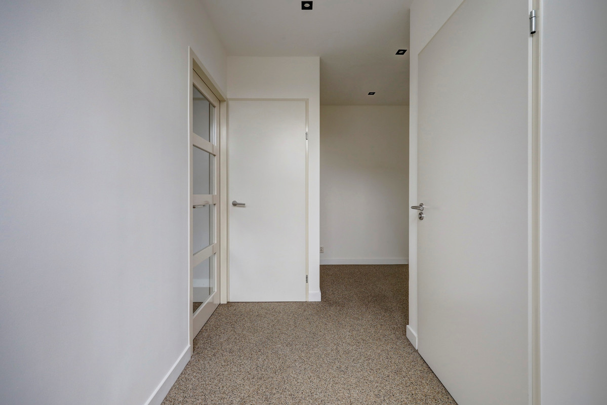 Twee-onder-één-kap te koop: Lange Nieuwstraat 149-16, Schiedam