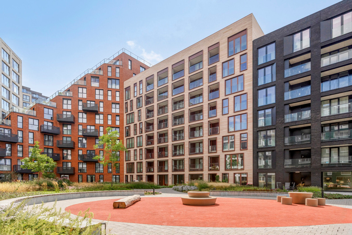 Appartement te koop: Mies van der Rohestraat 105, Hoofddorp