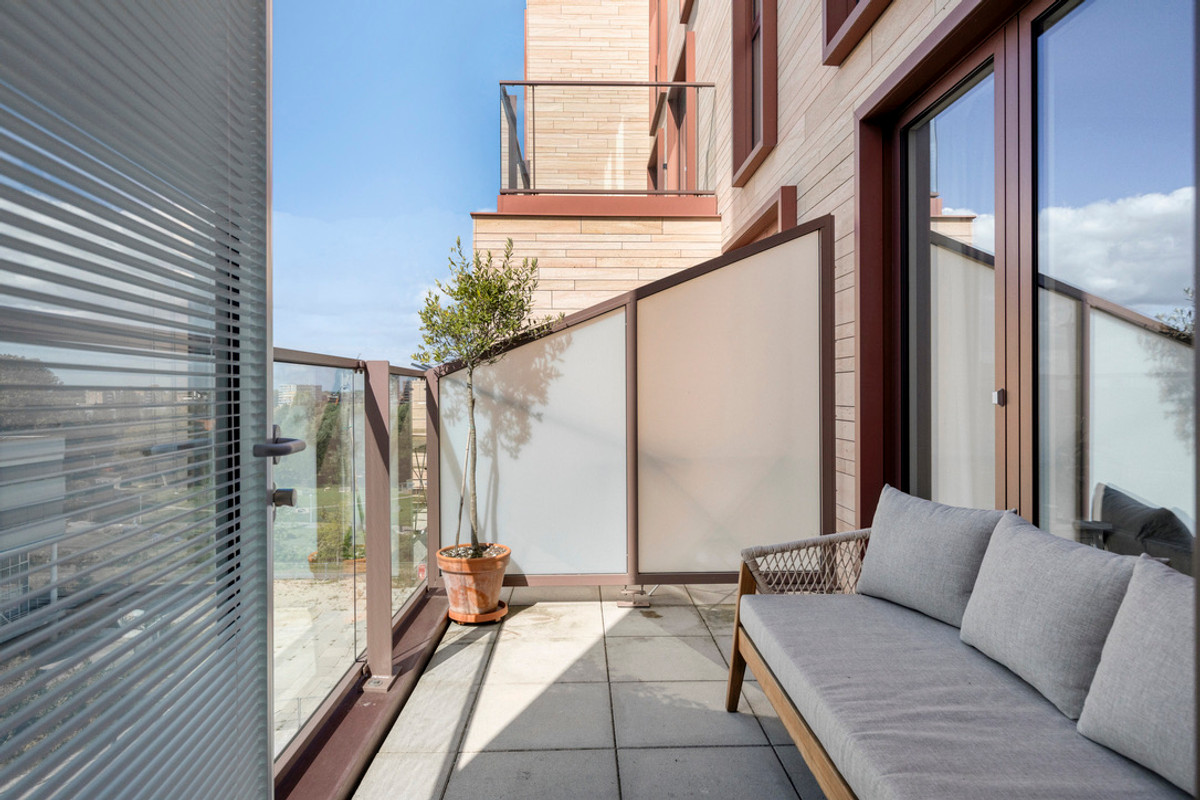 Appartement te koop: Mies van der Rohestraat 105, Hoofddorp