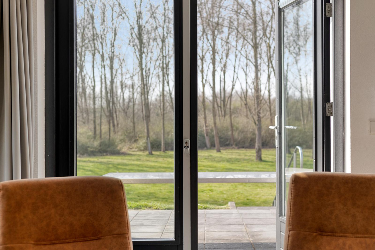 Vrijstaande woning te koop: Oesterdam 169, Tholen