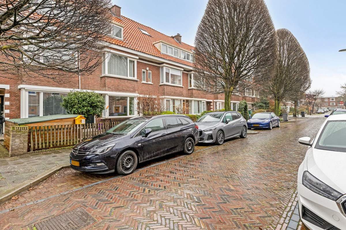 Appartement te koop: Van Duvenvoordelaan 18, Voorburg