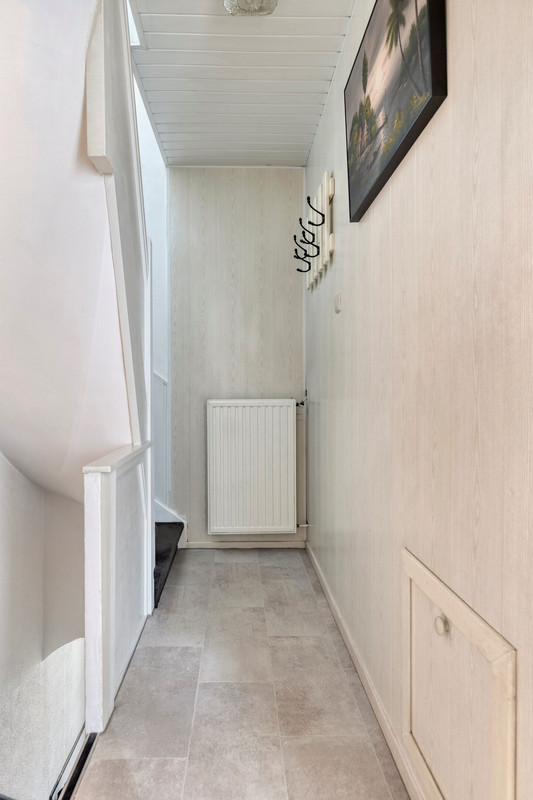 Appartement te koop: Van Duvenvoordelaan 18, Voorburg