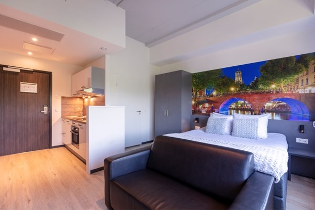 Vrijstaande woning te huur: Vleutensevaart 100, Utrecht