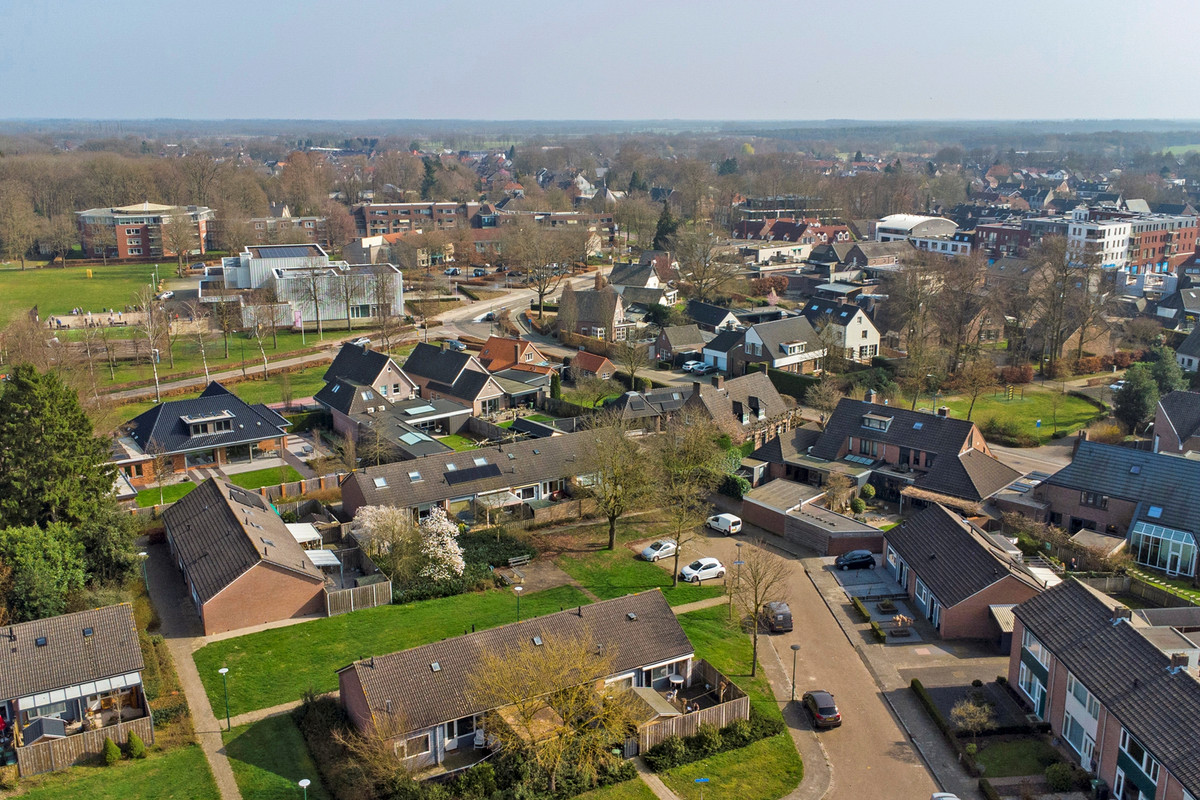 Tussenwoning te koop: Jan Roeststraat 4, Bergeijk