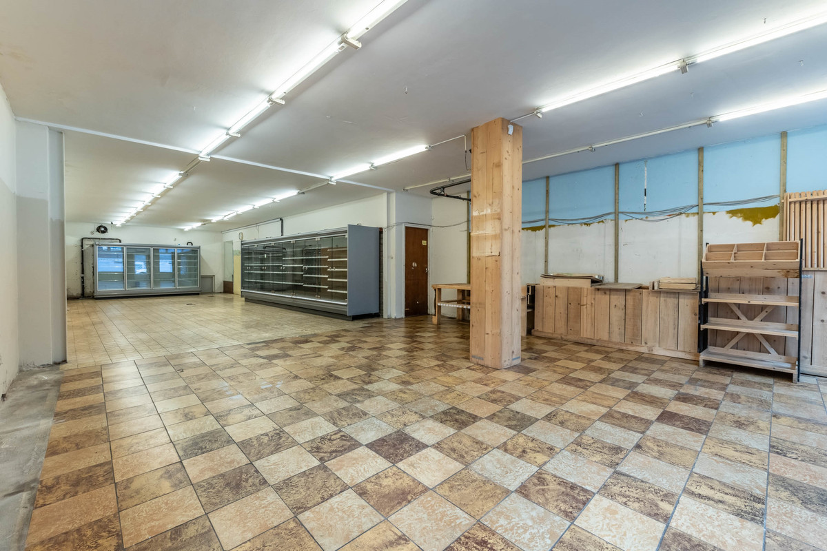 Twee-onder-één-kap te koop: Weesperstraat 4, Muiden