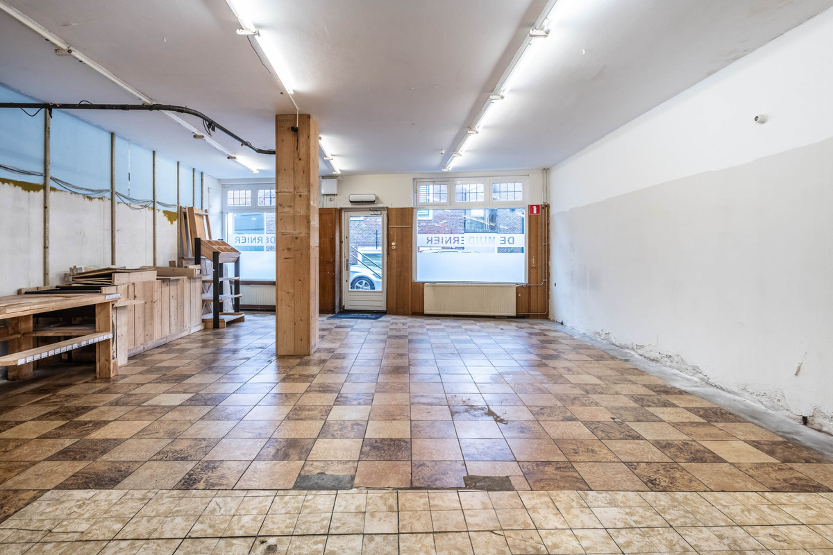 Twee-onder-één-kap te koop: Weesperstraat 4, Muiden