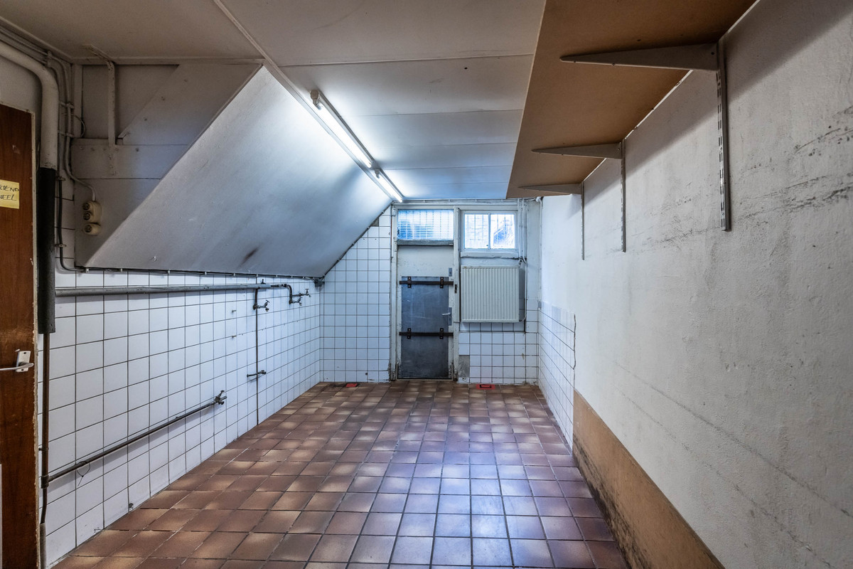 Twee-onder-één-kap te koop: Weesperstraat 4, Muiden