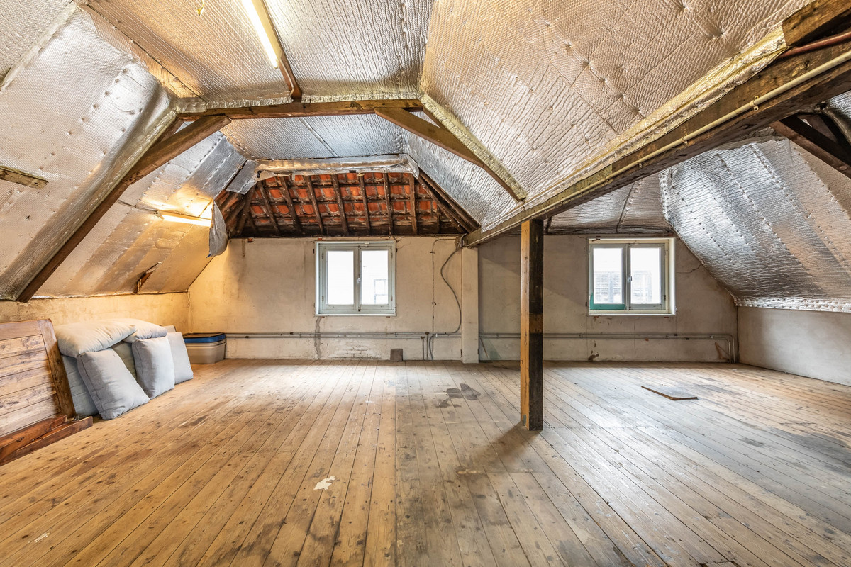 Twee-onder-één-kap te koop: Weesperstraat 4, Muiden