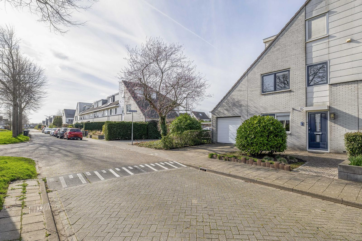 Hoekwoning te koop: Woestijnvaraan 17, Heerhugowaard