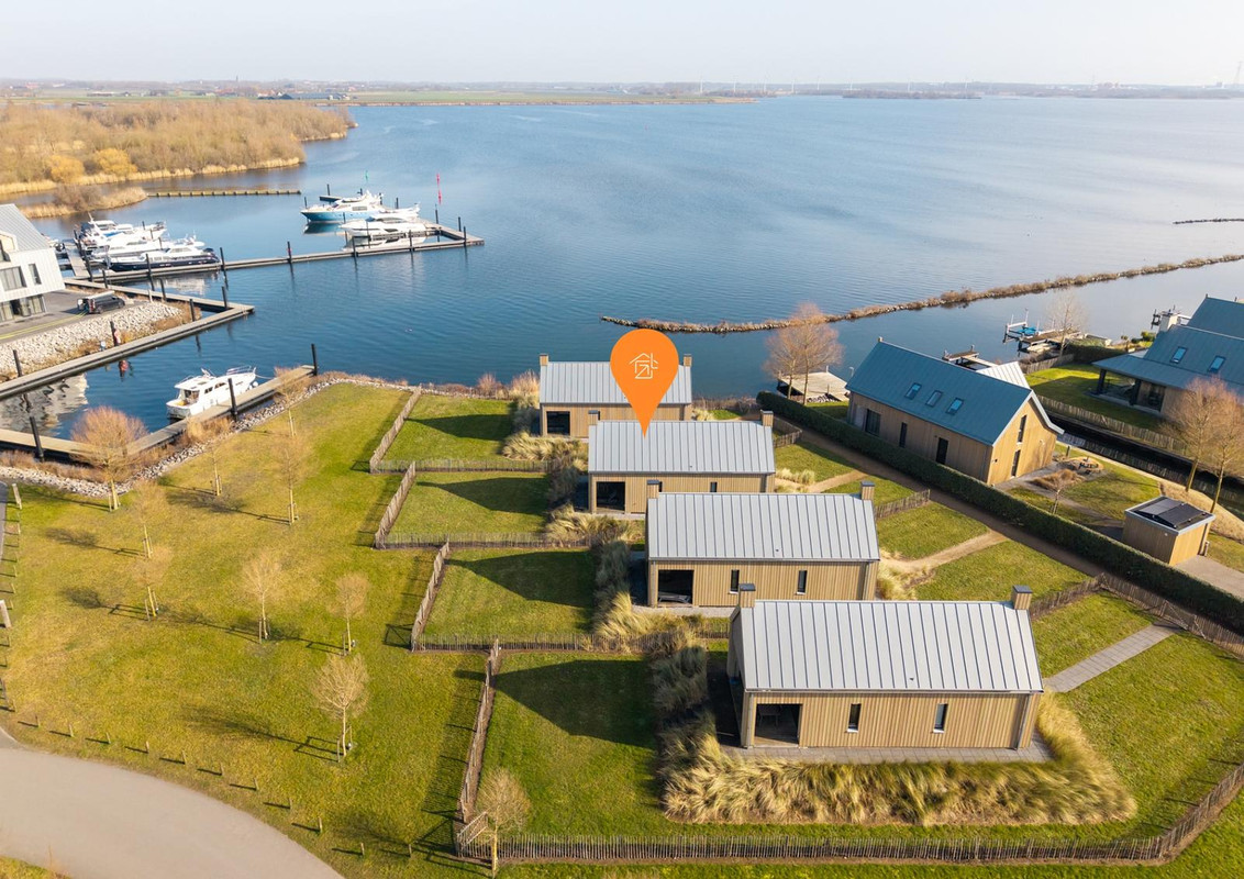 Vrijstaande woning te koop: Oesterdam 205, Tholen