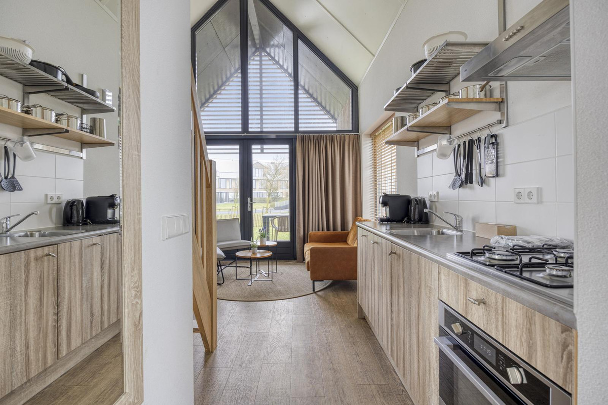 Vrijstaande woning te koop: Oesterdam 205, Tholen