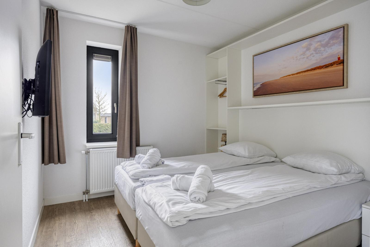 Vrijstaande woning te koop: Oesterdam 205, Tholen