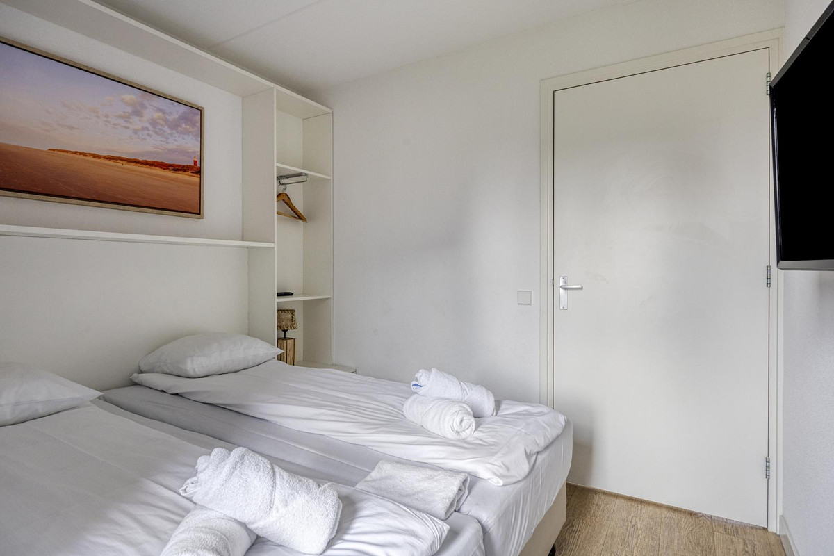 Vrijstaande woning te koop: Oesterdam 205, Tholen