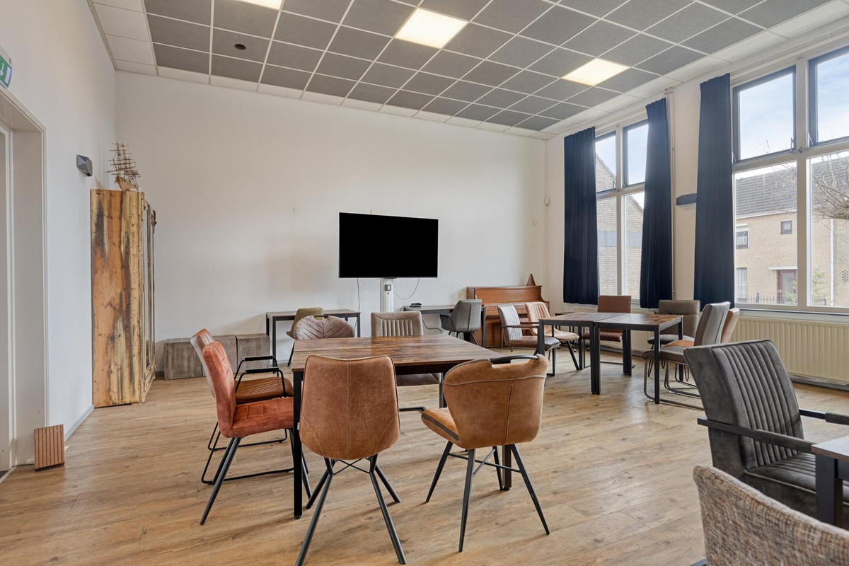 Vrijstaande woning te koop: Kerkstraat 57, Lepelstraat