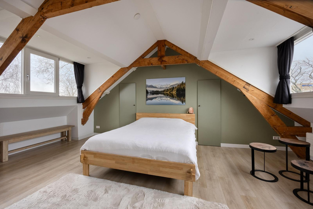 Twee-onder-één-kap te koop: Voorstraat 112, Poeldijk