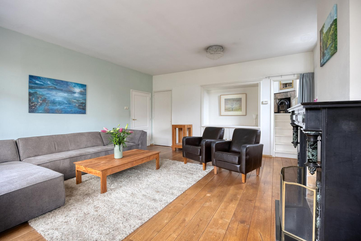 Twee-onder-één-kap te koop: Voorstraat 112, Poeldijk