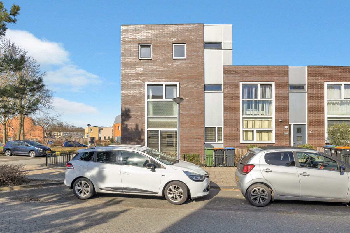 Hoekwoning te koop: Woldplantsoen 1, Lelystad