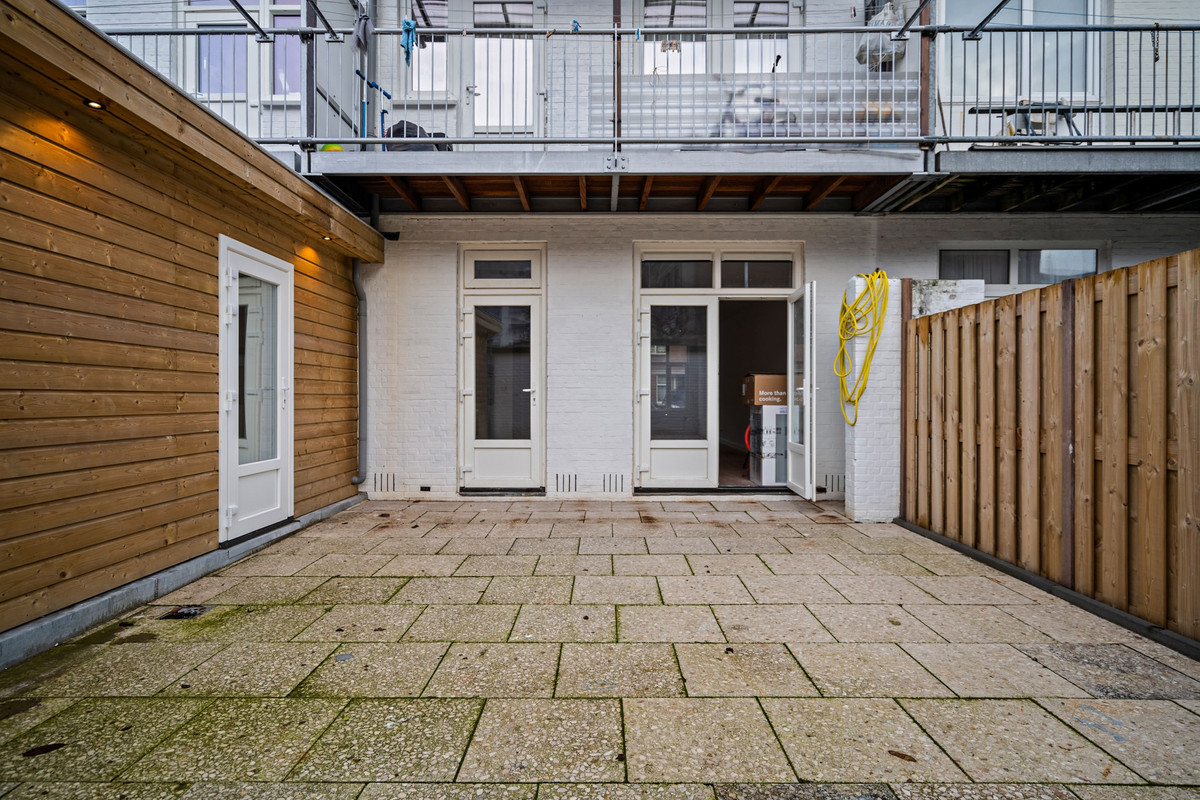 Appartement te koop: Marktweg 52, 'S-Gravenhage