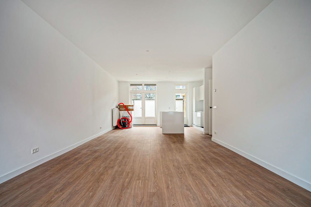 Appartement te koop: Marktweg 52, 'S-Gravenhage