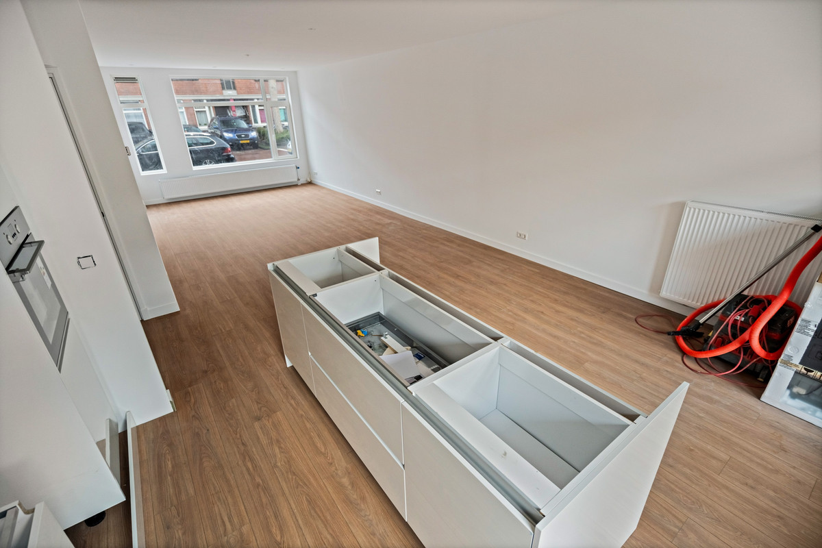 Appartement te koop: Marktweg 52, 'S-Gravenhage