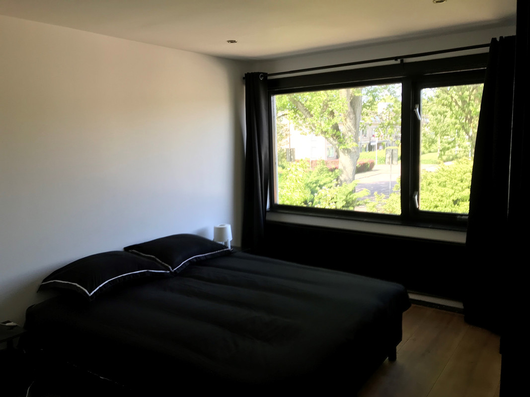 Hoekwoning te huur: Van Den Berghlaan 607, Hoofddorp
