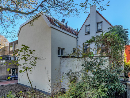 Oost-Peterstraat 7