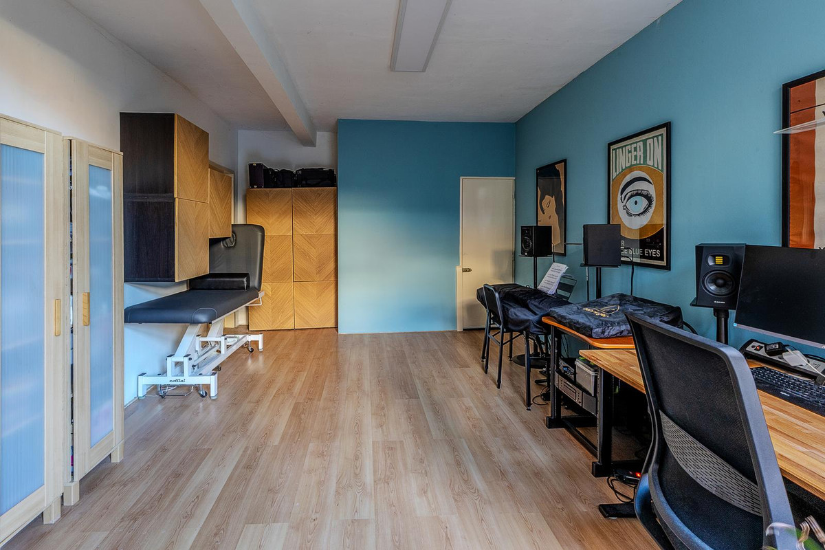 Tussenwoning te koop: Oost-Peterstraat 7, Arnhem