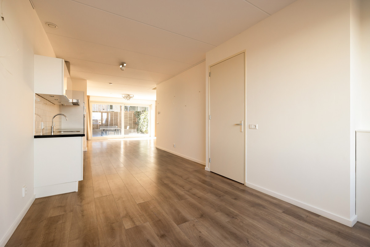 Tussenwoning te huur: Kea Boumanstraat 96, Amsterdam