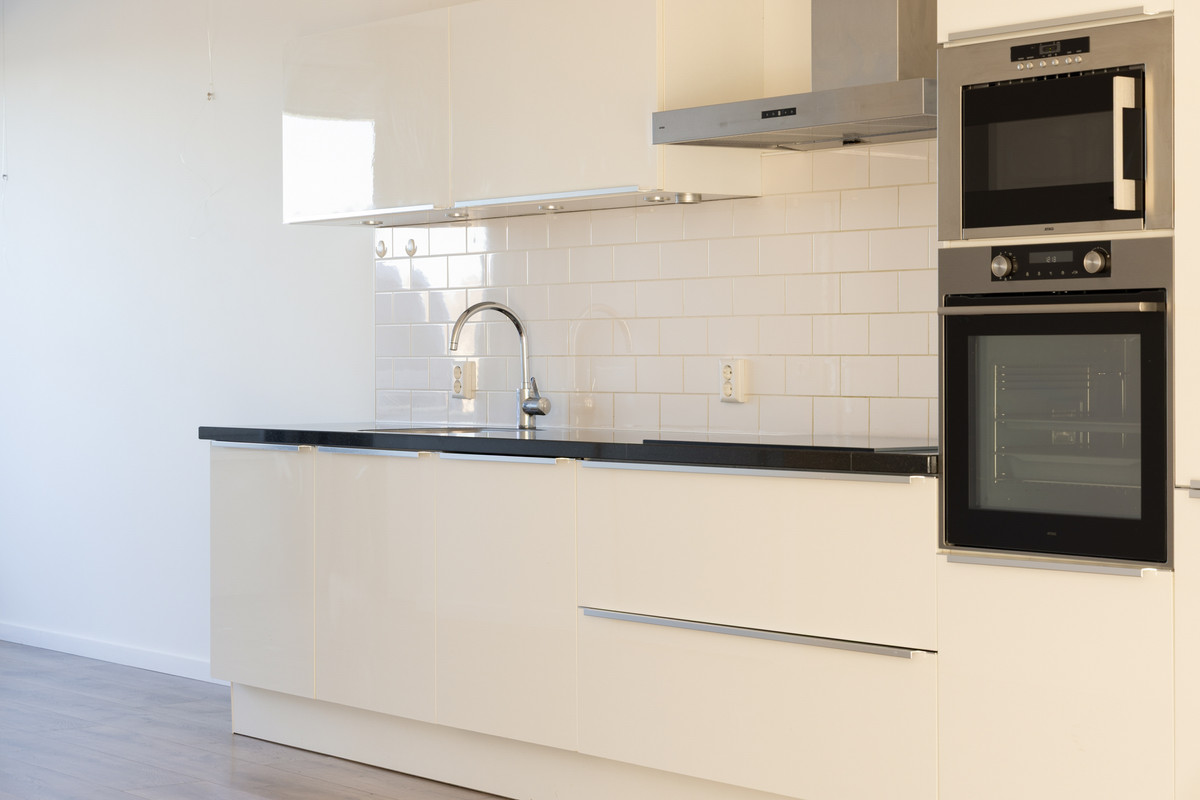 Tussenwoning te huur: Kea Boumanstraat 96, Amsterdam