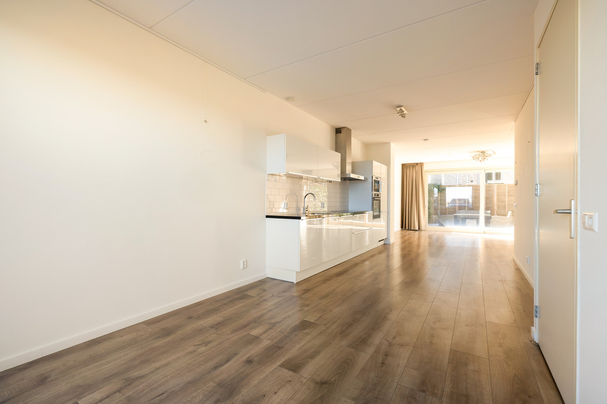 Tussenwoning te huur: Kea Boumanstraat 96, Amsterdam