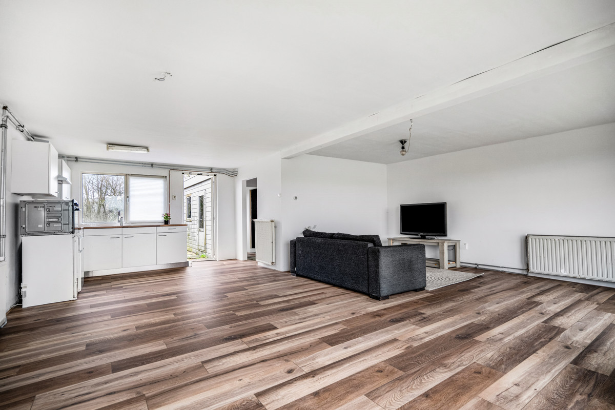 Vrijstaande woning te koop: Blauwpolderkade 32, Hoogmade