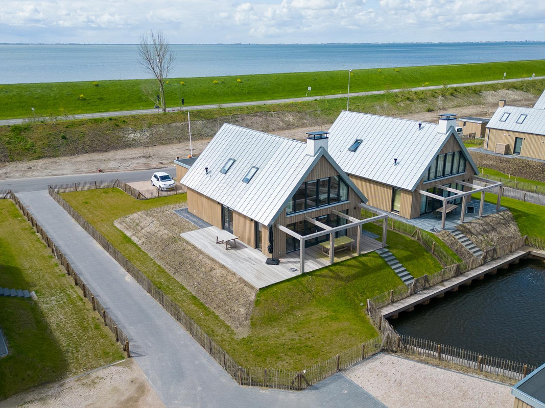 Vrijstaande woning te koop: Oesterdam 327, Tholen