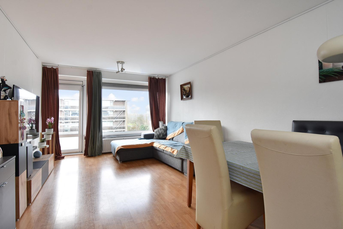 Appartement te koop: Prins Frederiklaan 329, Leidschendam