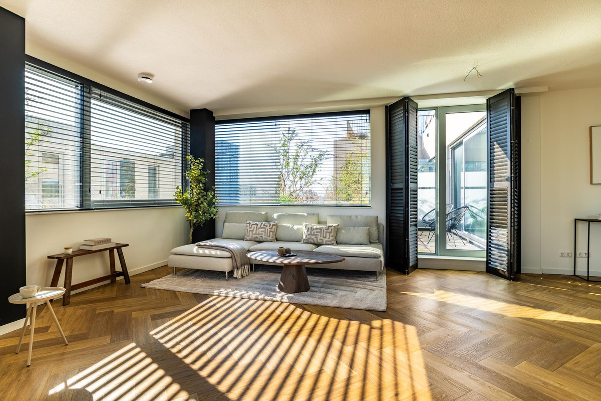 Appartement te koop: Radarweg 294, Amsterdam