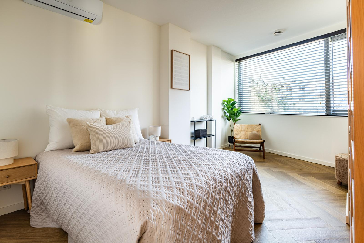 Appartement te koop: Radarweg 294, Amsterdam
