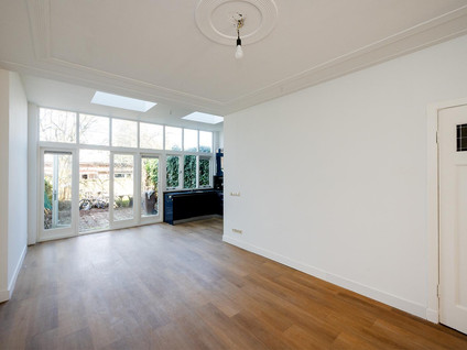 homes for rent on Willem Arntszkade 49