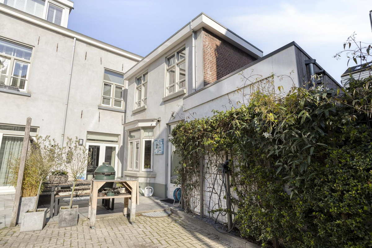 Tussenwoning te koop: Hoogstraat 35, Bergen Op Zoom
