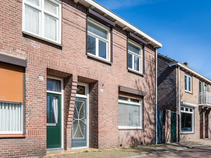 Oranjeplein 12