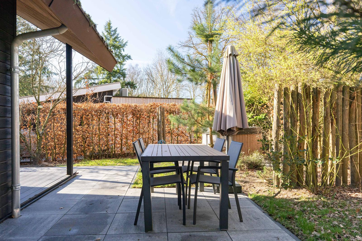 Vrijstaande woning te koop: Roekelseweg 48R147, Wekerom