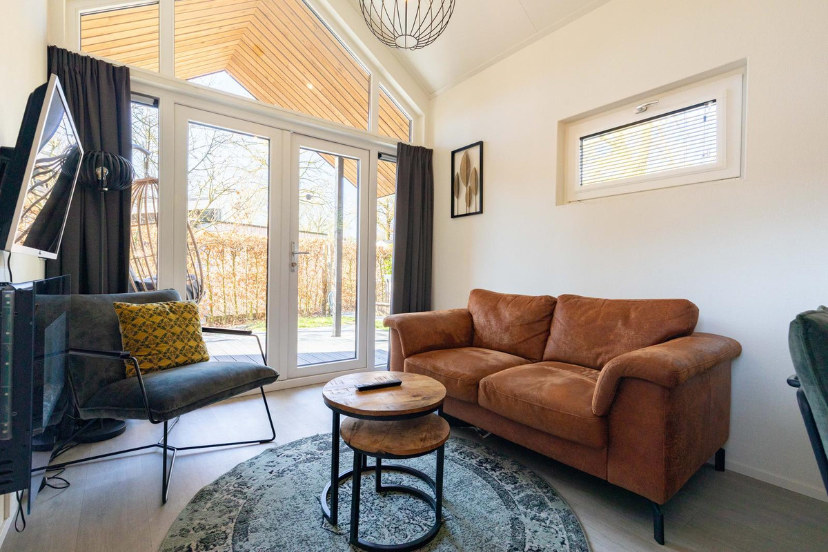Vrijstaande woning te koop: Roekelseweg 48R147, Wekerom