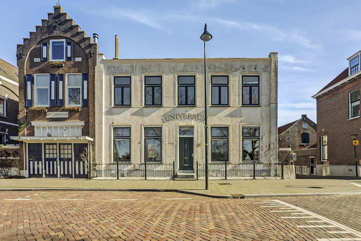 Hoekwoning te koop: Oosthavenkade 30, Vlaardingen
