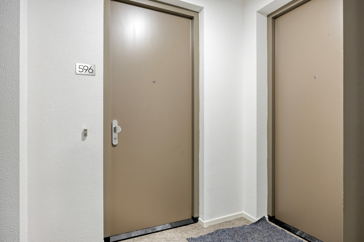 Appartement te koop: Randveen 596, 'S-Gravenhage