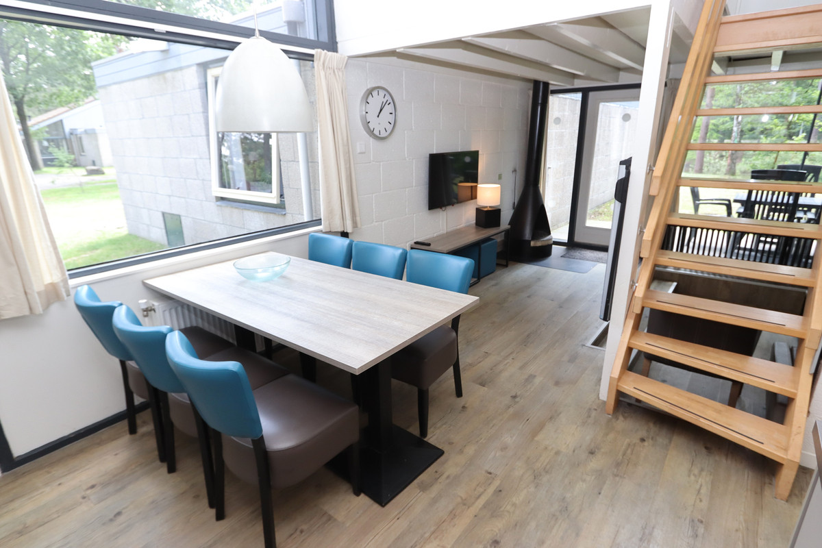 Tussenwoning te koop: Vennenbos 428, Hapert