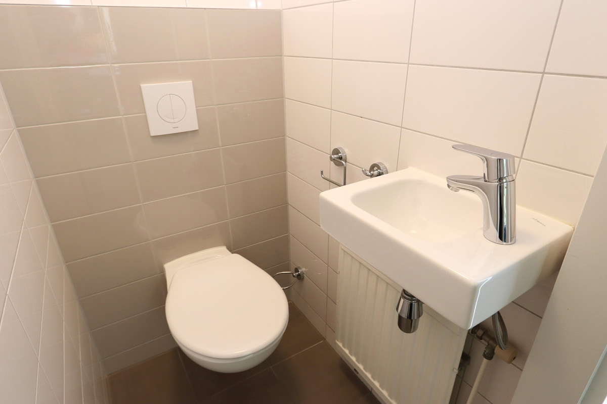 Tussenwoning te koop: Vennenbos 428, Hapert