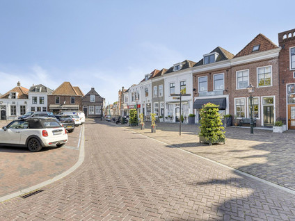 Markt 8