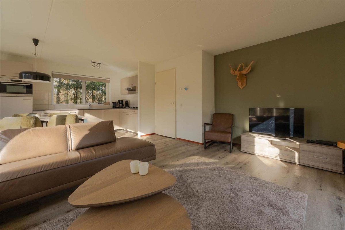 Vrijstaande woning te koop: Krimweg 140-16, Hoenderloo