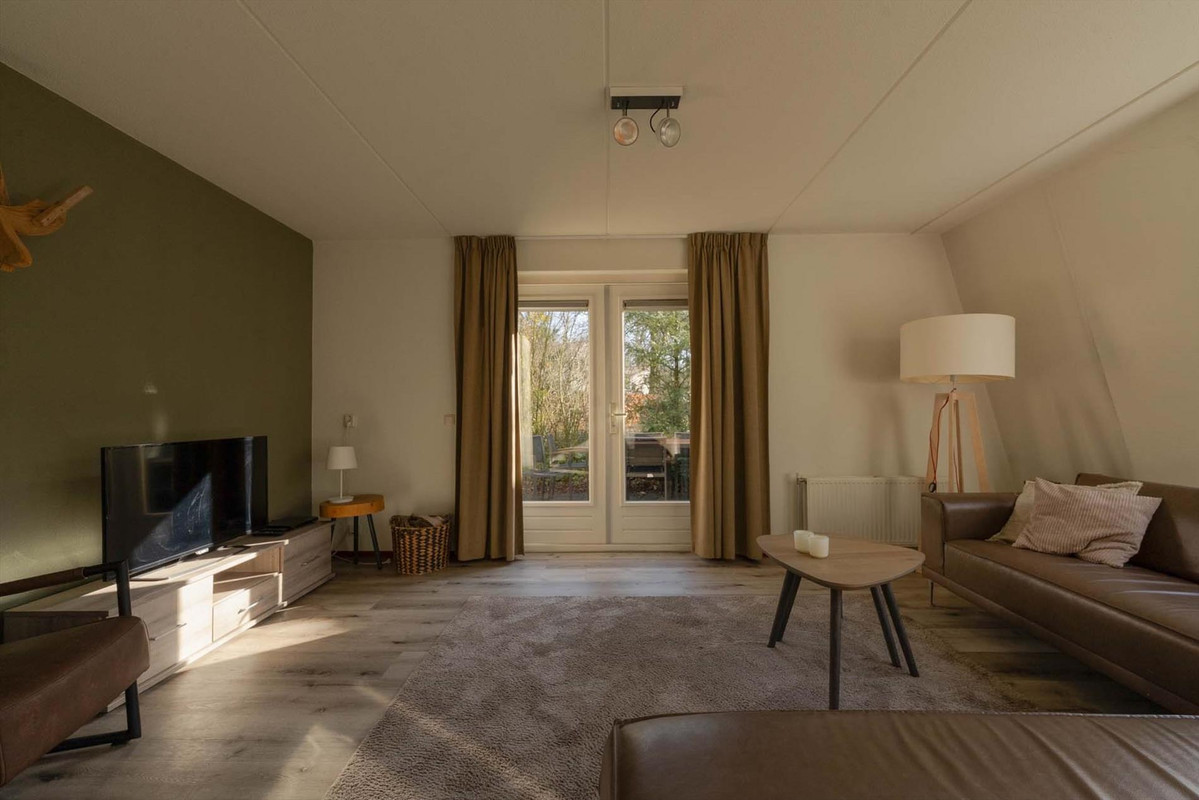 Vrijstaande woning te koop: Krimweg 140-16, Hoenderloo