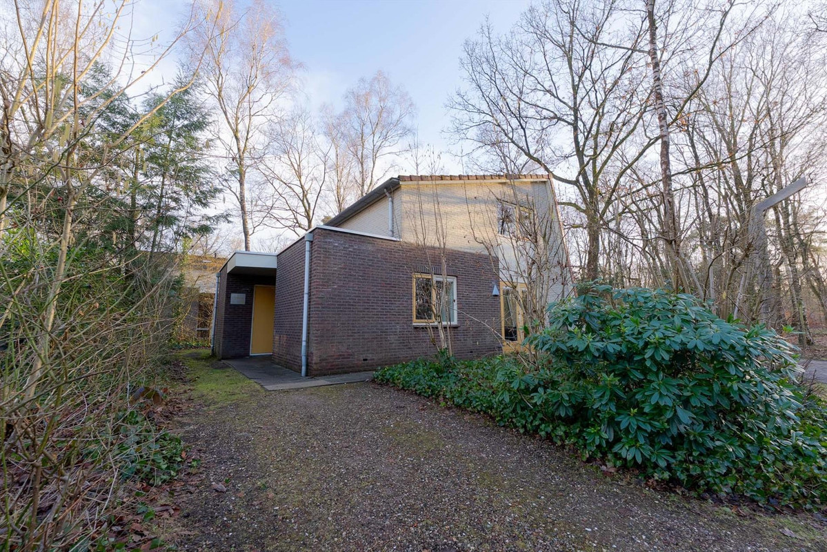 Vrijstaande woning te koop: Krimweg 140-21, Hoenderloo